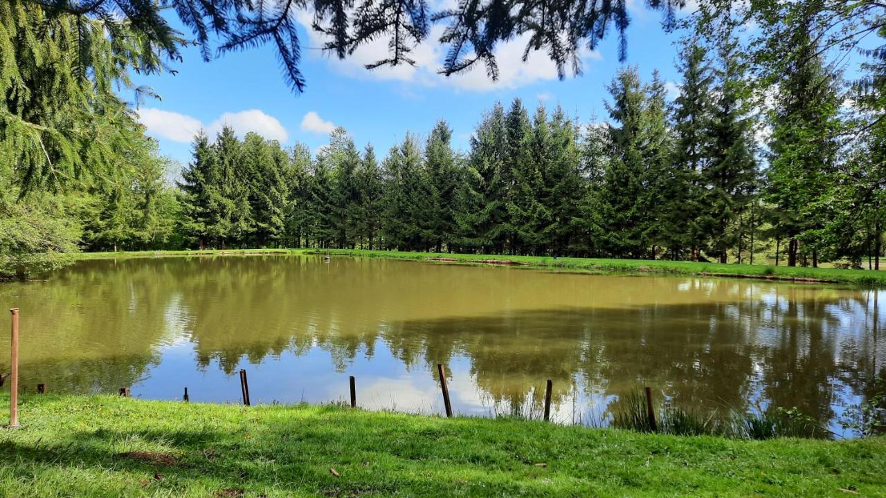 مبيت وإفطار Lonny Les Etangs Du Moulin D'Harcy المظهر الخارجي الصورة
